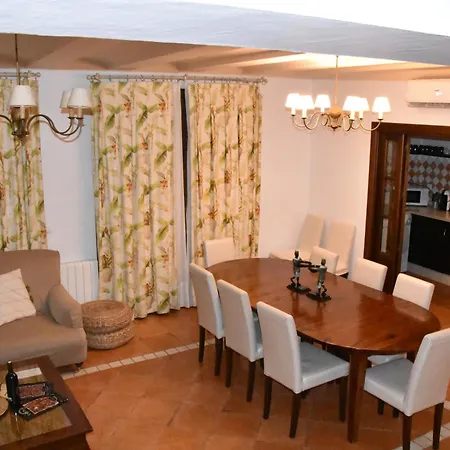 Almonaster La Real, Marques De Robledal Holiday home *