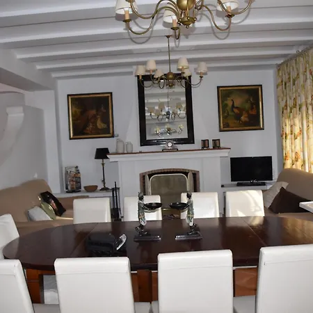 Almonaster La Real, Marques De Robledal Holiday home Almonaster la Real